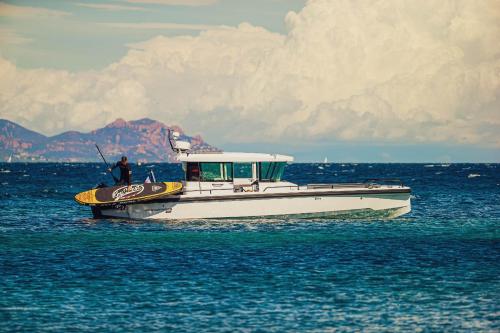 Luxury Motor Yacht 