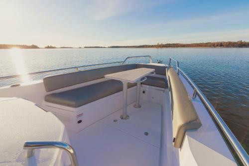 Luxury Motor Yacht 