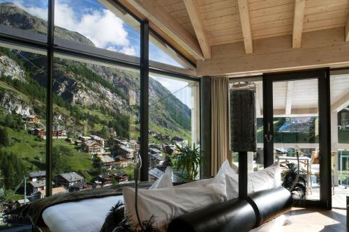 Superior Double Room with Zermatt View
