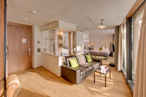 Deluxe Double Room with Matterhorn View