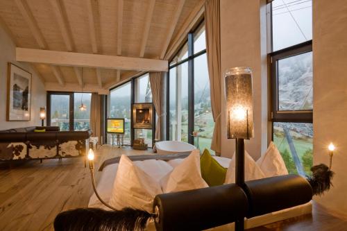 Matterhorn Roof Suite with Matterhorn View House A