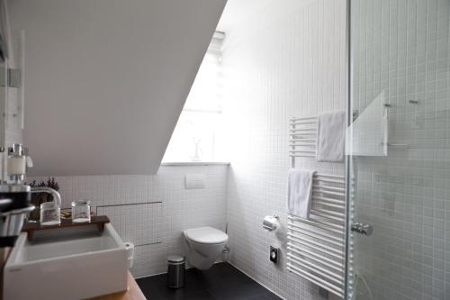 Small Suite