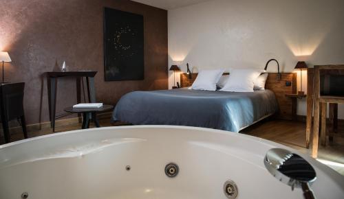 Double Room with Terrace and View