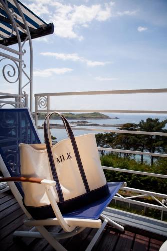 Superior Double/Twin Room with Sea View 
