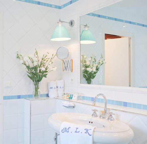 Deluxe Double or Twin Room with Sea View