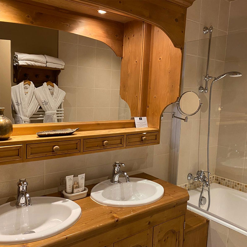 Double Room (Club)