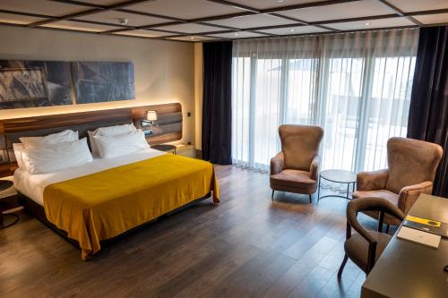 One Bedroom Suite