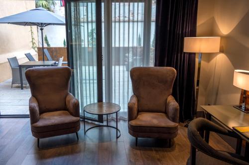 One Bedroom Suite