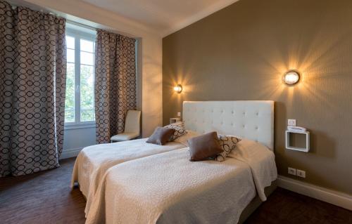 Double Room Tempo