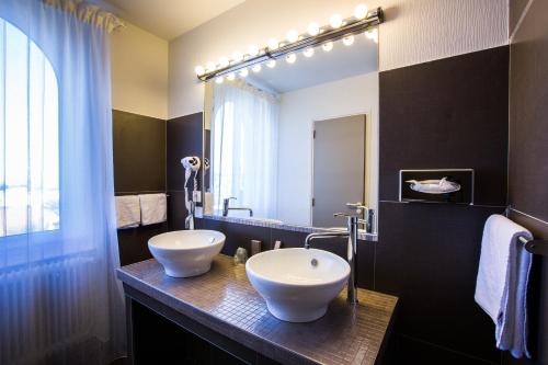 Privilege Room