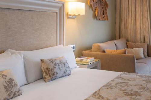 Premium Room with Spa Access