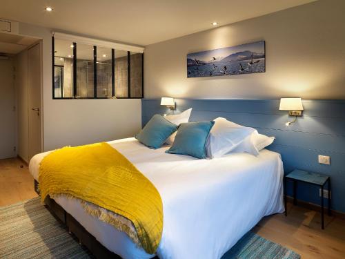 Privilege Double or Twin Room with Lake View with free spa access