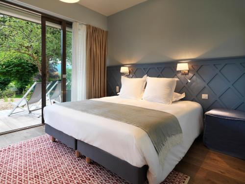 Privilege Double or Twin Room with Lake View with free spa access