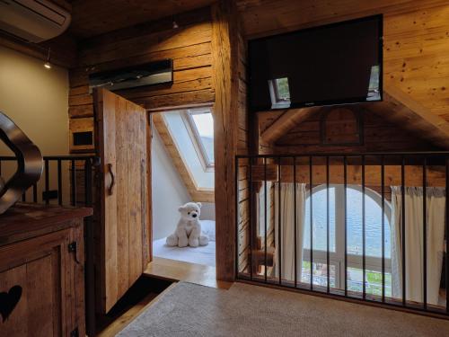 Family Suite with Lake View
