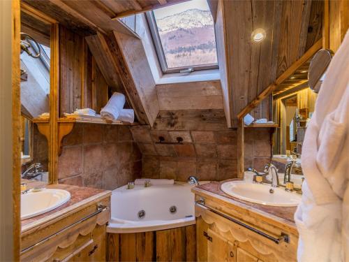 Superior Double Room with Lake View