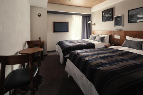 Standard Twin Room (Non-Smoking)