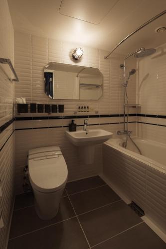 The Knot Large Twin Room Non-Smoking