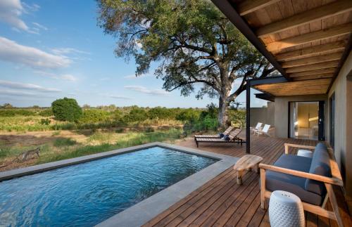 Suite with River View