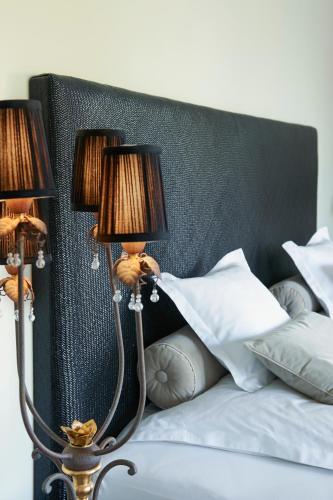 Double Room with Balcony 3