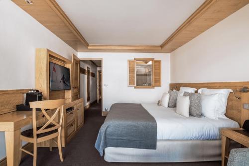 Room Saulire Mountain view 