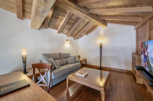 Everest Suite