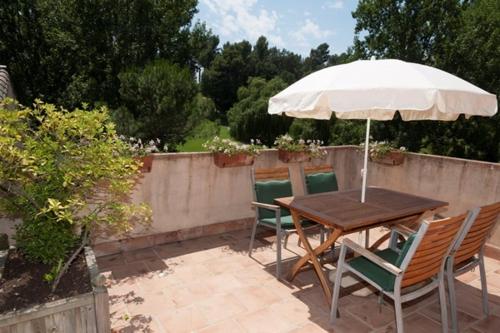 Outdoor suite