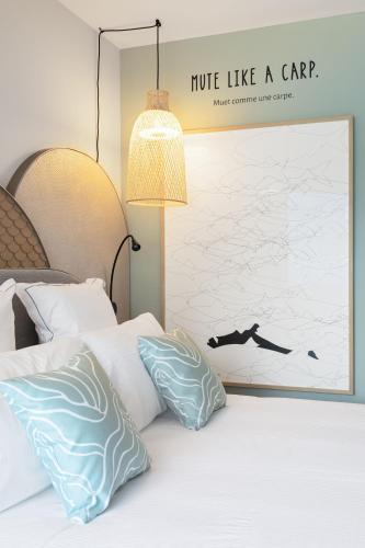 Suite with Lake View