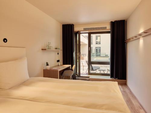 Double Room With Terrace