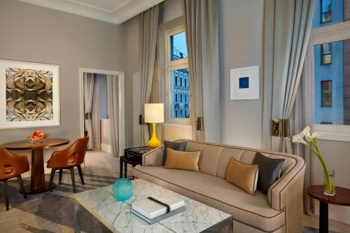Club Suite