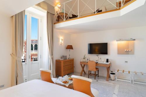 Junior Suite - Split Level