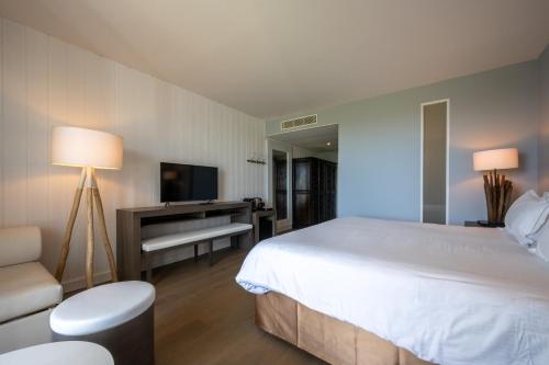 Premium Double Room Sea Side