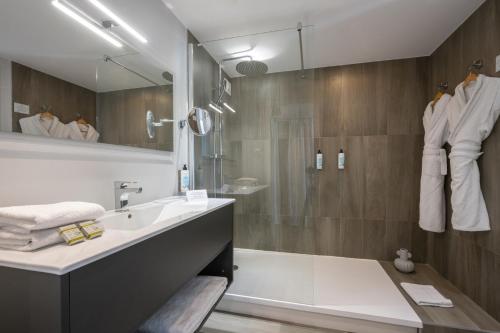 Premium Double Room Sea Side
