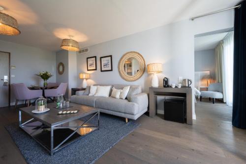 Premium Suite Sea Side