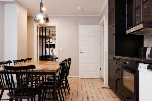 Three Bedroom Apartment
