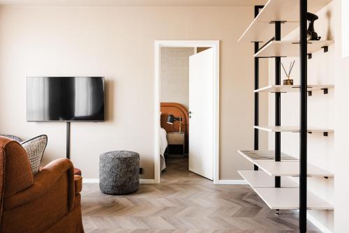 One Bedroom Apartment
