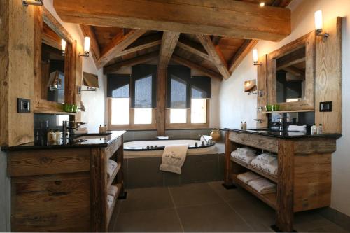 Luxury Suite