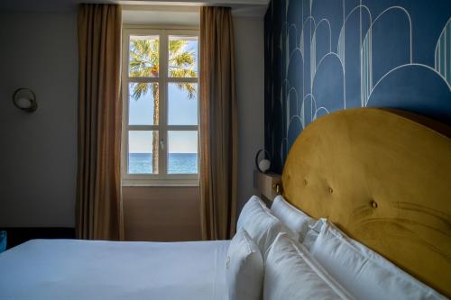 Superior Double or Twin Room with Sea View
