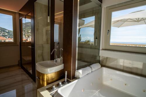 Ambassador Suite