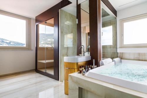 Ambassador Suite