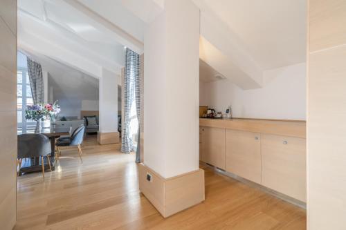 Penthouse Suite 