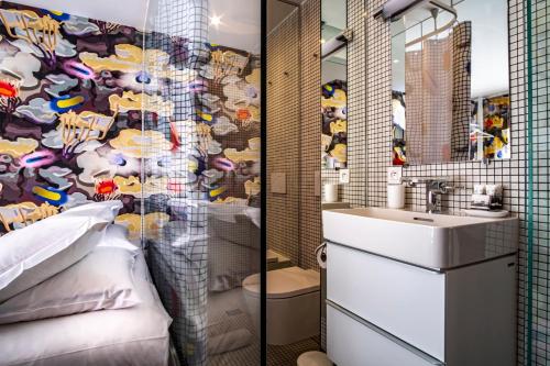 Double Room with Sea View and Balcony - First Floor
