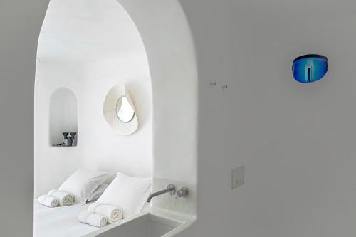 Double Room with Sea View and Balcony - First Floor