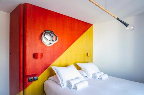 Double Room Pine wood side - second floor