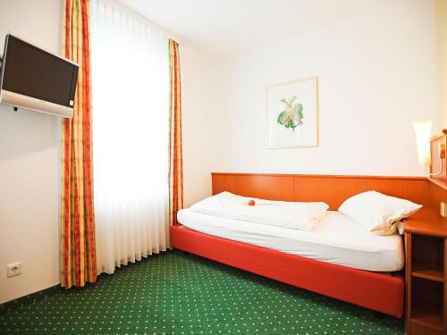 Comfort Single Room