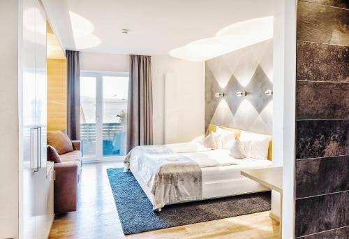 Superior Double Room with Lake View