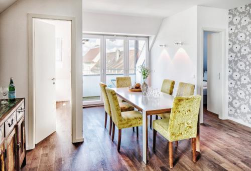 Montfort-Suite with Lake view