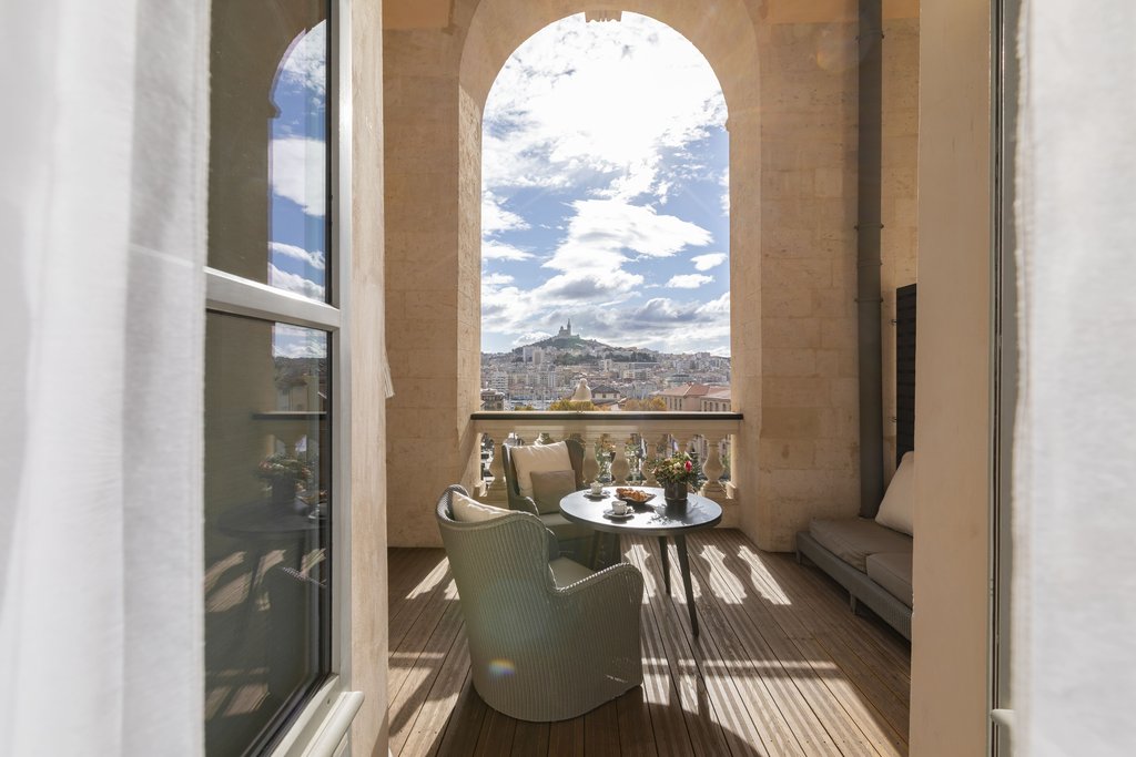 1 King Classic Harbour View Terrace