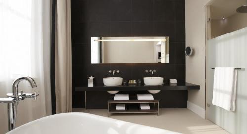 Prestige Suite with Harbour View