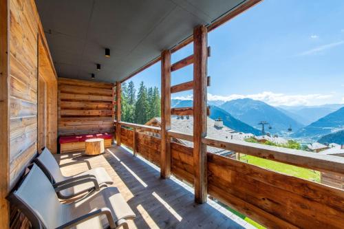 Escape Large King Suite with Balcony and Fireplace