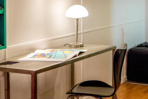 Deluxe Double Room with Balcony - Park View